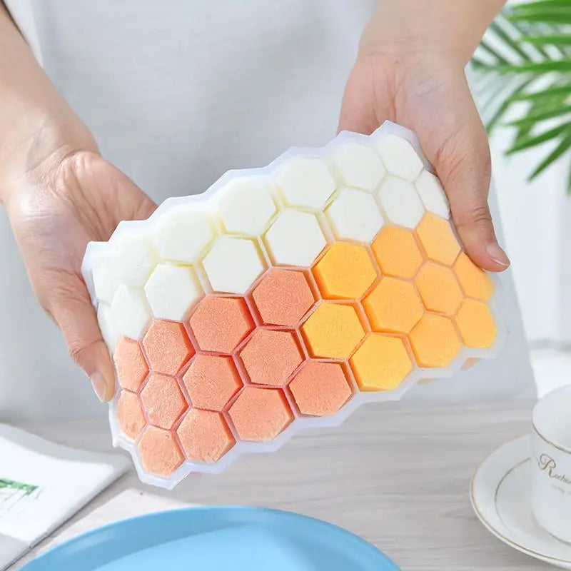 4/2/1PCS Silicone Ice Cube Mold with Lid – 148-Cavity Large-Capacity Ice Tray | BPA Free, Food-Grade, Reusable Ice Maker
