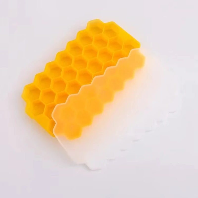 4/2/1PCS Silicone Ice Cube Mold with Lid – 148-Cavity Large-Capacity Ice Tray | BPA Free, Food-Grade, Reusable Ice Maker