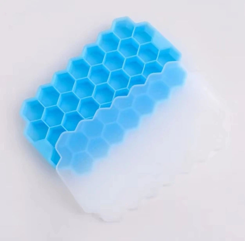 4/2/1PCS Silicone Ice Cube Mold with Lid – 148-Cavity Large-Capacity Ice Tray | BPA Free, Food-Grade, Reusable Ice Maker
