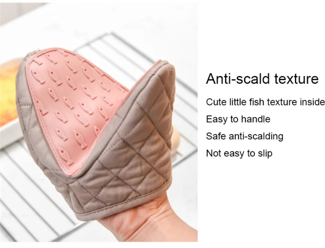 1PCS Fish-Shaped Silicone Oven Glove | Anti-Scald Heat-Resistant Kitchen Glove, Multi-Purpose Dish & Tray Holder